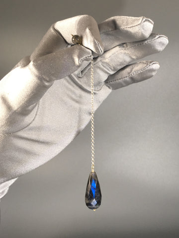 labradorite teardrop pendulum lots of blue flash
