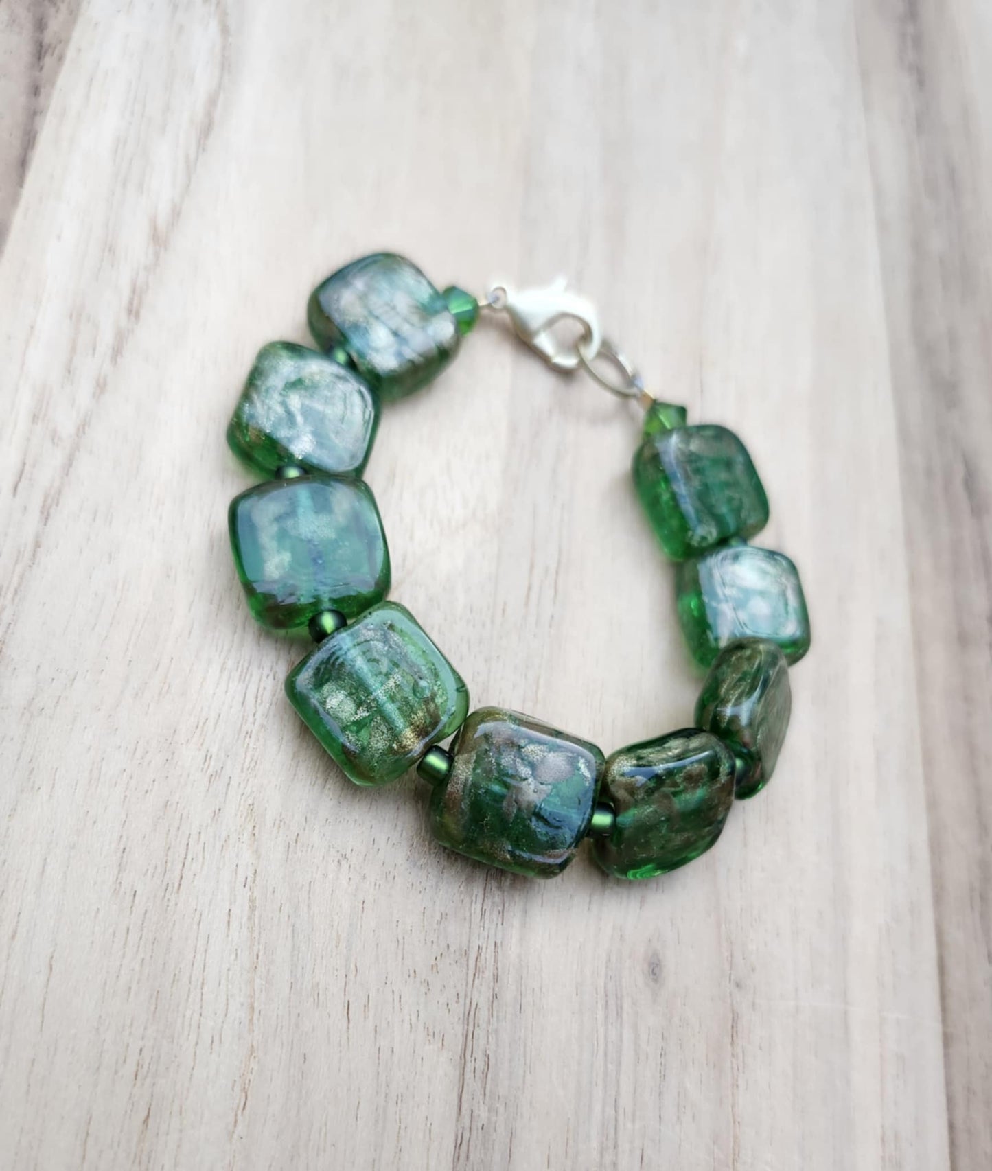 Money bracelet of artisan Murano lampwork beads